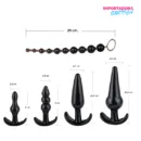 La imagen describe las medidas del kit anal de 6 piezas plug anal con sachet